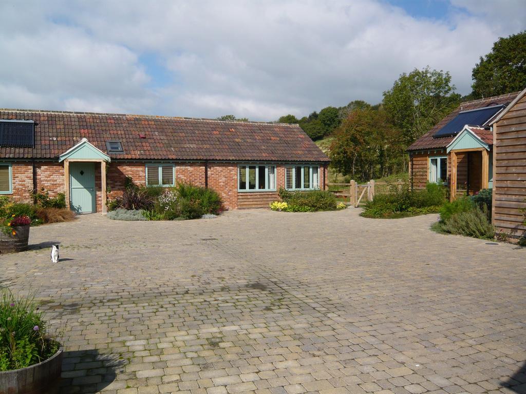 Honeysuckle Farm Cottages Glastonbury Exterior photo